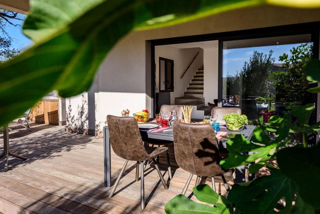 Calarossa Bay Resort Порто-Векио Екстериор снимка